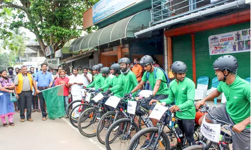എട്ടുപേർ, 4000 കിലോമീറ്റർ, 40 ദിവസം; ലേ -ലഡാക്ക്​ സൈക്കിൾ യാത്ര