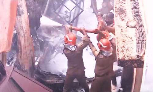 പറവൂർ തത്തപ്പിള്ളിയിൽ വൻ തീപിടിത്തം