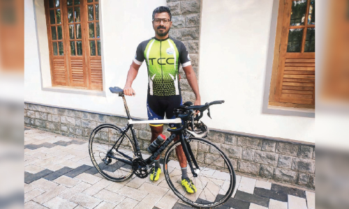 തൂക്കം  ഏ​ഴു കി​ലോ മാ​ത്രം, ഈ സൈക്കിളിന് വില മൂന്നുലക്ഷം