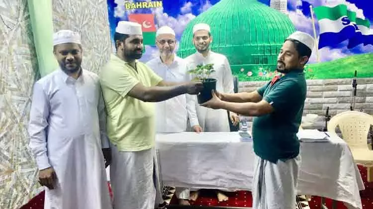 ബഹ്റൈൻ ദേശീയ ദിനത്തിൽ വേറിട്ട ആഘോഷമൊരുക്കി െഎ.സി.എഫ് ബഹ്റൈൻ ദേശീയ ദിനത്തിൽ വേറിട്ട ആഘോഷമൊരുക്കി െഎ.സി.എഫ്