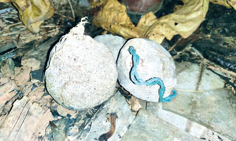 ഗുരുവായൂർ കെ.എസ്.ആർ.ടി.സി സ്റ്റാൻഡിൽ സംശയ ബോംബ് ഗുരുവായൂർ കെ.എസ്.ആർ.ടി.സി സ്റ്റാൻഡിൽ സംശയ ബോംബ്