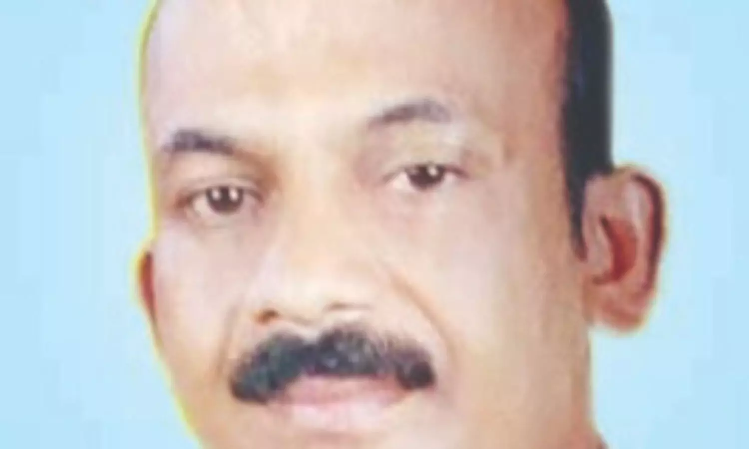 ദു​രൂ​ഹ​സാ​ഹ​ച​ര്യ​ത്തി​ൽ   യു​വാ​വ് മ​രി​ച്ചു