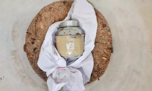 ഉ​മ്മ​ത്തൂ​രി​ൽ സ്​​റ്റീ​ൽ ബോംബ് ക​ണ്ടെ​ത്തി