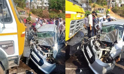 ഇരിക്കൂറിൽ ടിപ്പർ ലോറിയും കാറും കൂട്ടിയിടിച്ച് അഞ്ചുപേർക്ക് പരിക്ക്