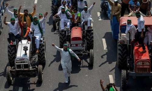 കർഷക പ്രക്ഷോഭത്തിൽ അണിചേരാൻ നാസിക്കിൽനിന്ന്​ ഡൽഹിയിലേക്ക്​ വാഹനജാഥ
