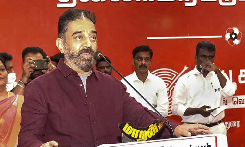 വീടുകളിൽ സൗജന്യ കമ്പ്യൂട്ടർ, ഏഴിന പരിപാടിയുമായി കമൽഹാസൻ