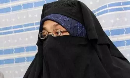 ആസിയ അന്ദ്രബിക്കെതിരെ രാജ്യദ്രോഹം ചുമത്താൻ കോടതി ഉത്തരവ്​