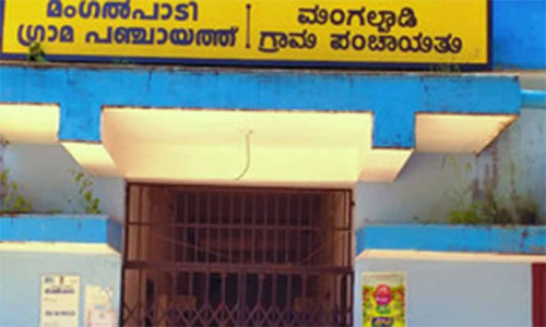 സത്യപ്രതിജ്ഞക്കിടെ ജയ് ശ്രീറാം വിളിച്ച്​ ബി.ജെ.പി അംഗം; അല്ലാഹു അക്ബർ വിളിച്ച്​ ലീഗ് പ്രവർത്തകർ