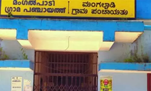 സത്യപ്രതിജ്ഞക്കിടെ ജയ് ശ്രീറാം വിളിച്ച്​ ബി.ജെ.പി അംഗം; അല്ലാഹു അക്ബർ വിളിച്ച്​ ലീഗ് പ്രവർത്തകർ