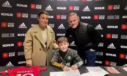 അ​ച്ഛ​െൻറ വ​ഴി​യേ മ​ക​ൻ റൂ​ണി​യും; കാ​യ്​ വെ​യ്​​ൻ മാ​ഞ്ച​സ്​​റ്റ​ർ യു​നൈ​റ്റ​ഡി​ൽ