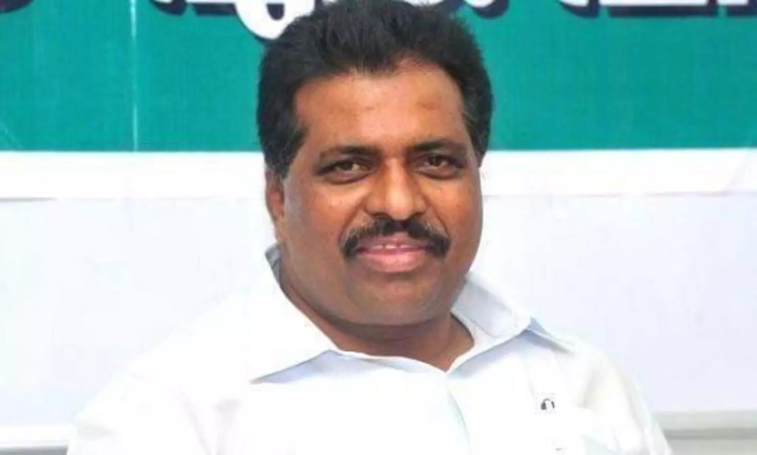 മാഷാ അല്ലാഹ്​ സ്റ്റിക്കർ ഒട്ടിച്ചപ്പോഴത്തെ പാർട്ടി സെക്രട്ടറിയാണ്​ മുഖ്യമന്ത്രി, നിങ്ങളുടെ ഈ ചെയ്​തികളിൽ ലാഭം സംഘ്​പരിവാറിനാകും