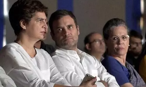 ന​മ്മ​ൾ ഹി​ന്ദുപാ​കി​സ്​​താ​നാ​യി മാ​റു​ക​യാ​ണ്​