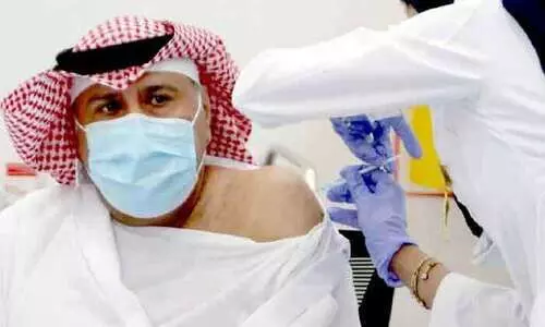 വാക്സിൻ ആദ്യ ഡോസെടുത്തവർക്ക് പ്രശ്നങ്ങളൊന്നുമില്ലെന്ന് ആരോഗ്യ മന്ത്രാലയം വാക്സിൻ ആദ്യ ഡോസെടുത്തവർക്ക് പ്രശ്നങ്ങളൊന്നുമില്ലെന്ന് ആരോഗ്യ മന്ത്രാലയം