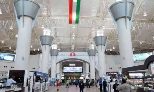 വിമാനത്താവളം അടക്കൽ: ആശങ്കയിൽ കുവൈത്തിലെ പ്രവാസികൾ വിമാനത്താവളം അടക്കൽ: ആശങ്കയിൽ കുവൈത്തിലെ പ്രവാസികൾ