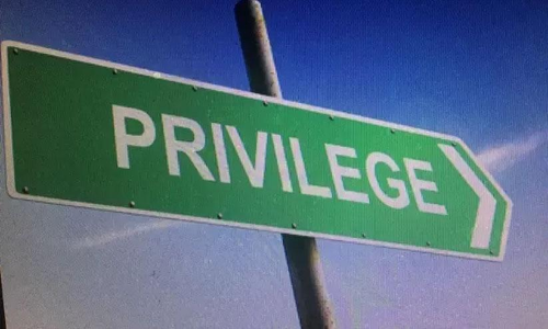 പ്രിവിലേജുകളുടെ വർഗ/വർഗീയ രാഷ്​ട്രീയം