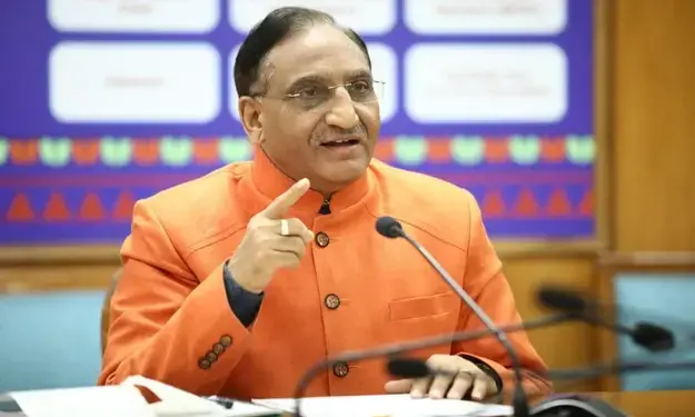 2021 ഫെബ്രുവരി വരെ സി.ബി.എസ്​.ഇ ബോർഡ്​ പരീക്ഷകൾ ഉണ്ടാവില്ലെന്ന്​ വിദ്യാഭ്യാസ മന്ത്രി