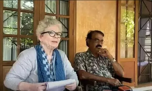 വ്യാജ സിംകാർഡ് തട്ടിപ്പ് വീണ്ടും; സാറ ജോസഫി​െൻറ മരുമക​ന്​ 20 ലക്ഷം നഷ്​ടമായി