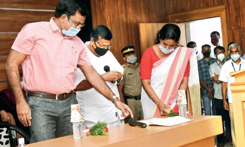 District panchayat members take oath of office