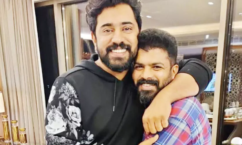 കൂട്ടുകാരുടെ ബോസിന് നാടിന്റെ യാത്രാമൊഴി കൂട്ടുകാരുടെ ബോസിന് നാടിന്റെ യാത്രാമൊഴി