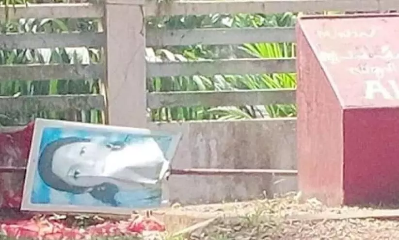 memorial statue collapsed