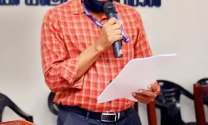 Housewife stabbed; The peoples representative was sworn in Housewife stabbed; The peoples representative was sworn in