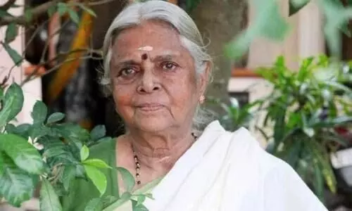 സുഗതകുമാരിക്ക് വിട; ബഹുമതികളോടെ ശാന്തികവാടത്തിൽ സംസ്ക്കാരം നടന്നു