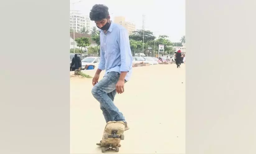 skating board