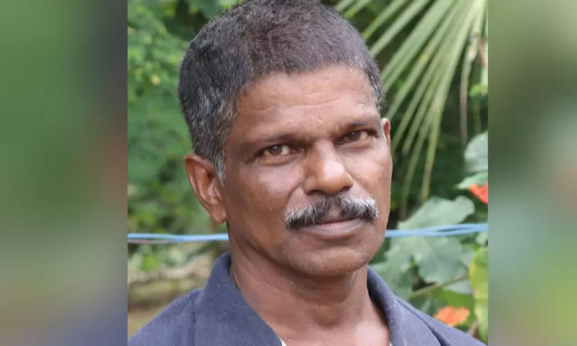 അഭയ െകാലക്കേസ്: കഴുത്തിൽ നഖം കൊണ്ട് മുറിഞ്ഞ പാടുണ്ടായിരുന്നു; െവളിപ്പെടുത്തലുമായി ഫോട്ടോഗ്രാഫർ അഭയ െകാലക്കേസ്: കഴുത്തിൽ നഖം കൊണ്ട് മുറിഞ്ഞ പാടുണ്ടായിരുന്നു; െവളിപ്പെടുത്തലുമായി ഫോട്ടോഗ്രാഫർ