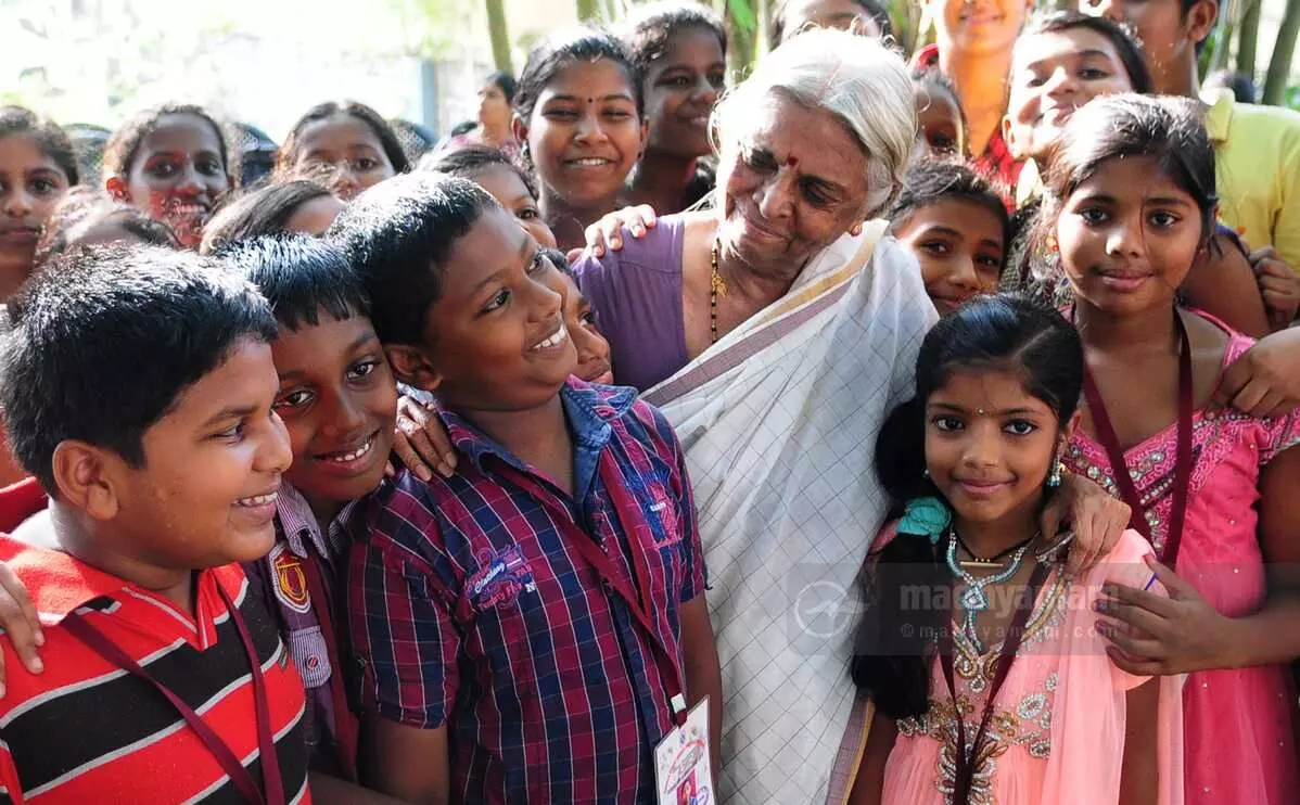 പെയ്തൊഴിഞ്ഞു...