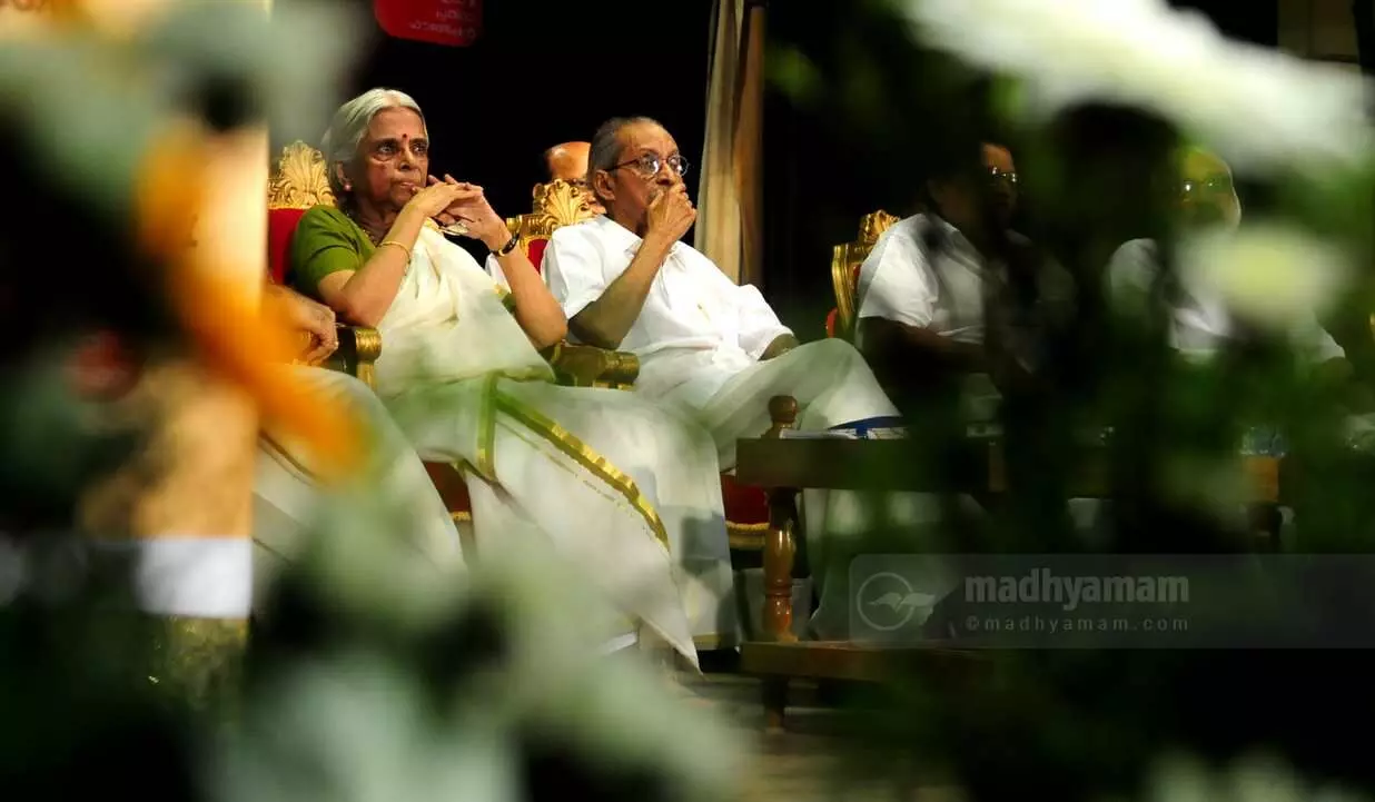 പെയ്തൊഴിഞ്ഞു...