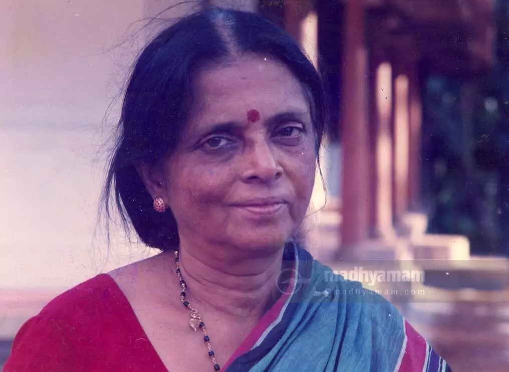 പെയ്തൊഴിഞ്ഞു...