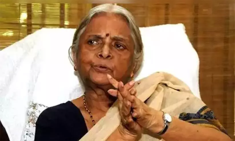 കനൽ മിഴികളോടെ, കൈയിൽ ചിലമ്പുയർത്തി നിൽക്കുന്ന സ്ത്രീയായിരുന്നു സുഗതകുമാരിയുടെ സ്വപ്നം