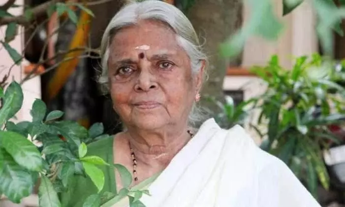 വയനാട്ടിലെ പരിസ്​ഥിതി സംരക്ഷണ പോരാട്ടങ്ങൾക്ക്​ പിന്തുണ നൽകിയ കവയിത്രി