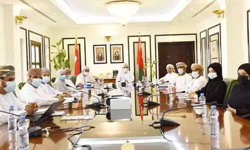 നിർബന്ധിത ആരോഗ്യ ഇൻഷുറൻസ്​: പുരോഗതി അവലോകനം ചെയ്​തു