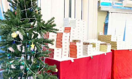 ക്രിസ്മസിനെ വരവേൽക്കാൻ പ്രവാസി സമൂഹം ഒരുങ്ങി