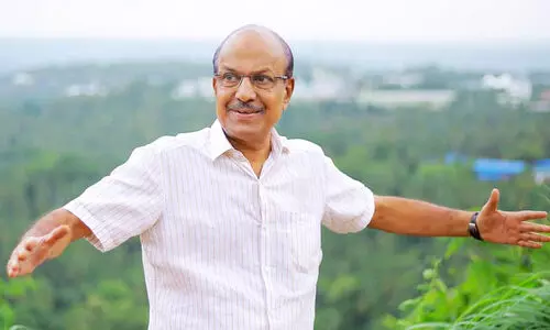 ഒ​രു മു​ഴം മു​േ​മ്പ ലീ​ഗ്​