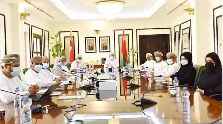 നിർബന്ധിത ആരോഗ്യ ഇൻഷുറൻസ്​: പുരോഗതി അവലോകനം ചെയ്​തു