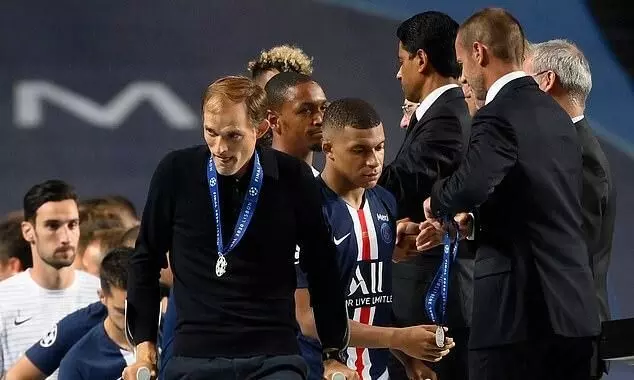 Mauricio Pochettino to meet Paris Saint-Germain chiefs TODAY, Thomas Tuchel sacked just hours after a 4-0 victory Mauricio Pochettino to meet Paris Saint-Germain chiefs TODAY, Thomas Tuchel sacked just hours after a 4-0 victory