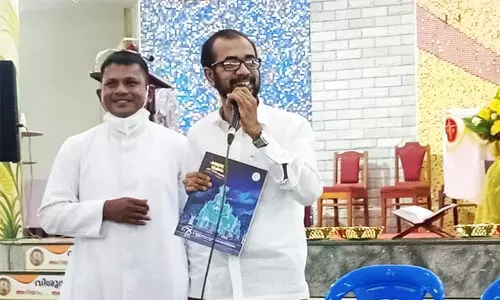 ക്രിസ്മസ് രാവിൽ ക്രൈസ്തവ ദേവാലയം സന്ദർശിച്ച് മുസ് ലിം പ്രതിനിധി സംഘം