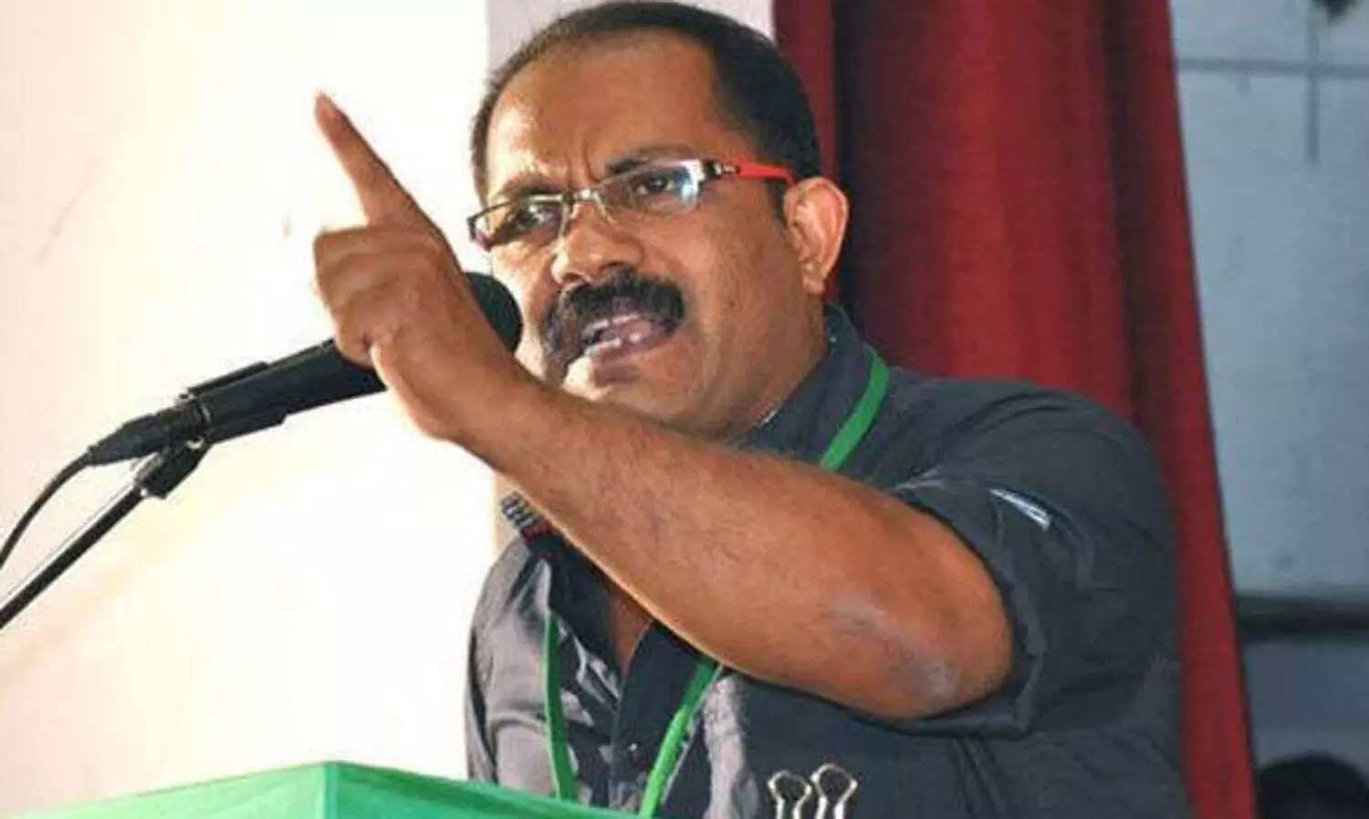 അധികാര ഭ്രാന്തിനെതിരെ ​കെ.എം. ഷാജി; അധികാരമില്ലാതെ നിൽക്കാനാകില്ലെന്ന ചിന്ത ലീഗ് നേതാക്കൾക്ക് ഉണ്ടായിരുന്നില്ല