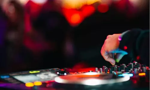 തിരുവനന്തപുരത്ത്​ കോവിഡ്​ മാനദണ്ഡം ലംഘിച്ച്​ ആയിരത്തോളം പേർ പ​ങ്കെടുത്ത ക്രിസ്​മസ്​ പാർട്ടി