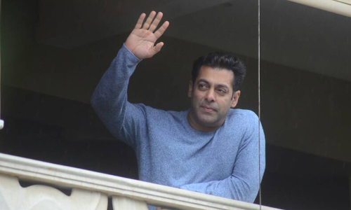 salman khan at galaxy