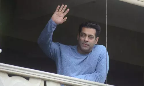 salman khan at galaxy