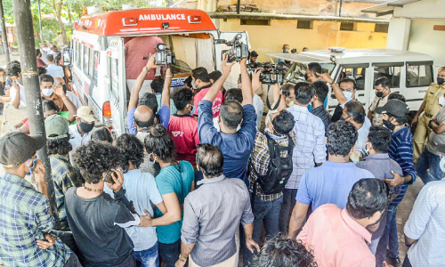 അ​നി​ൽ പി.​നെ​ടു​മ​ങ്ങാ​ട്​ ആശുപത്രിയിലേക്ക്​ കൊണ്ടുപോകു​േമ്പാൾ ഒന്നു പിടഞ്ഞു –സിവിൽ പൊലീസ്​ ഓഫിസർ