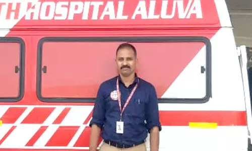 അത്യാസന്ന രോഗിയെ അതിവേഗം തിരുവനന്തപുരത്തെത്തിച്ച് ആംബുലൻസ് ഡ്രൈവർ