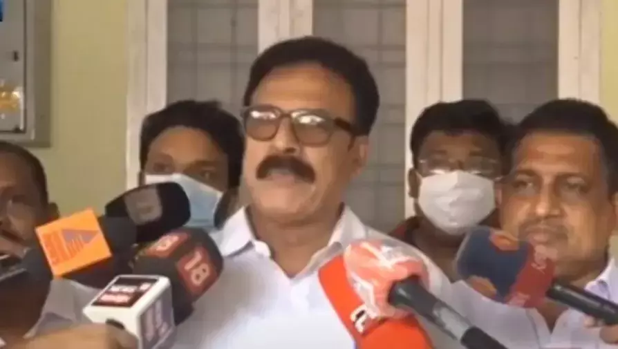 തൃശൂരിൽ ആദ്യ രണ്ട് വർഷം വിമതൻ മേയറാകും തൃശൂരിൽ ആദ്യ രണ്ട് വർഷം വിമതൻ മേയറാകും