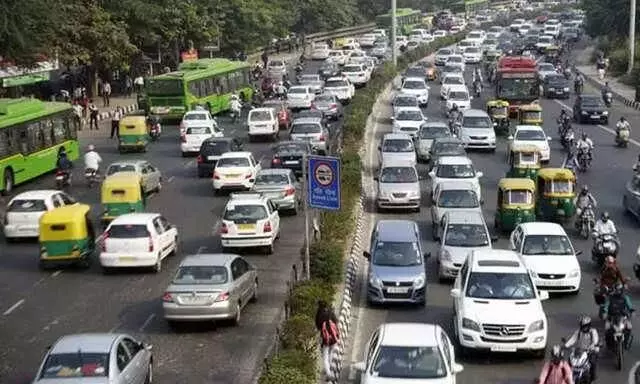 ഡിസംബർ 31ന്​ മുമ്പ്​ വാഹനത്തിന്‍റെ പേപ്പറുകൾ പുതുക്കിയില്ലെങ്കിൽ വൻ പിഴ