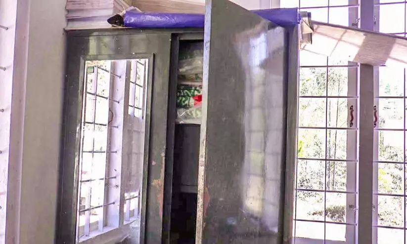 മൂന്നാറിൽ ആരാധനാലയങ്ങള് കേന്ദ്രീകരിച്ച് മോഷണം മൂന്നാറിൽ ആരാധനാലയങ്ങള് കേന്ദ്രീകരിച്ച് മോഷണം