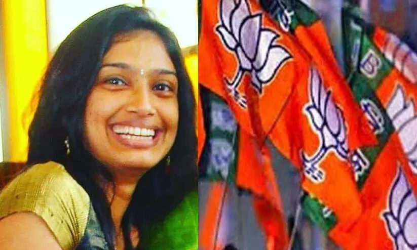 19 വയസുള്ള ബി.ജെ.പി സ്ഥാനാർഥികൾ വരെ മത്സരിച്ചെന്ന് സ്മിത മേനോൻ; മത്സരിക്കാനുള്ള പ്രായം ഓർമിപ്പിച്ച് സമൂഹമാധ്യമങ്ങൾ