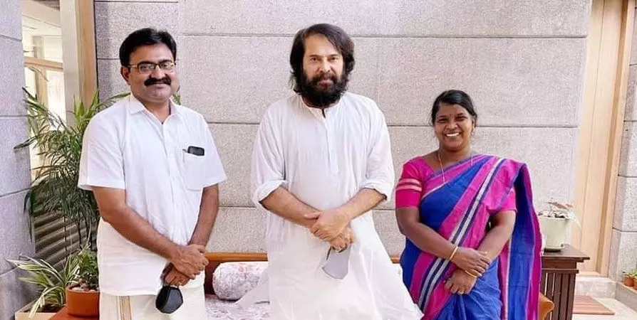 മമ്മൂട്ടിയെ സന്ദർശിച്ച്​ കൊച്ചിയുടെ നിയുക്​ത മേയർ; വൈറലായി കൂടിക്കാഴ്​ച്ചയുടെ ചിത്രം